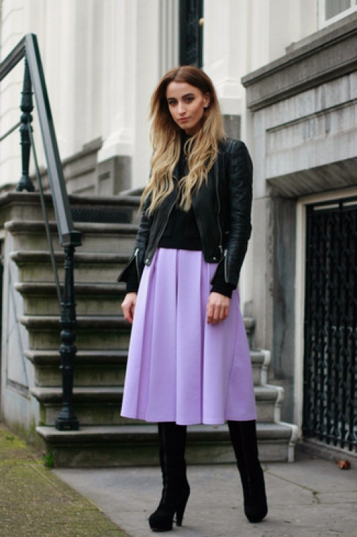 Фиолетовая юбка и куртка