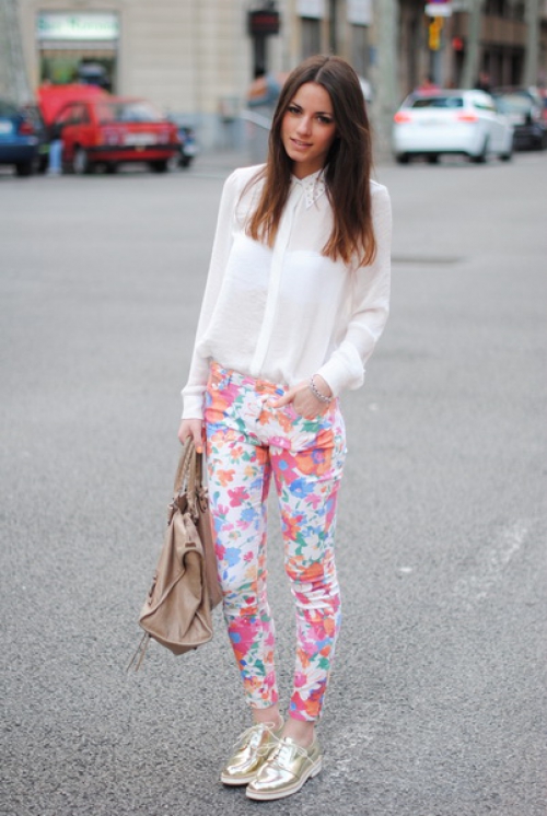 Цветочные брюки с белым верхом